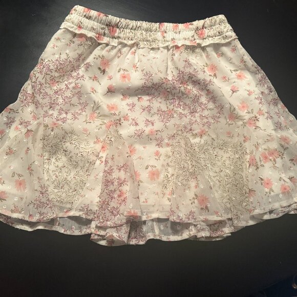 Floral White and Pink Skirt - Picture 1 of 2